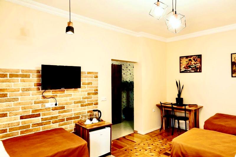 Hotel History - Oda