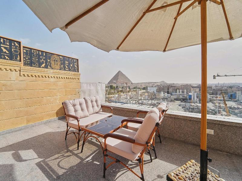 Pyramids Secret Hotel - Genel