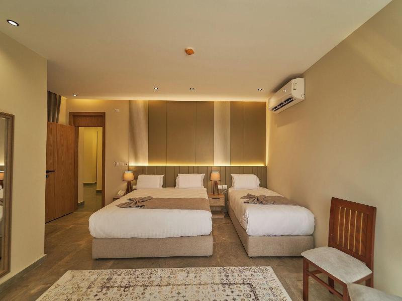 Pyramids Secret Hotel - Oda