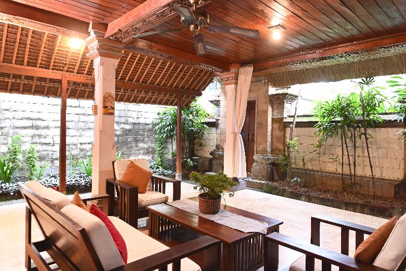 Puri Dewa Bharata & Villas - Oda