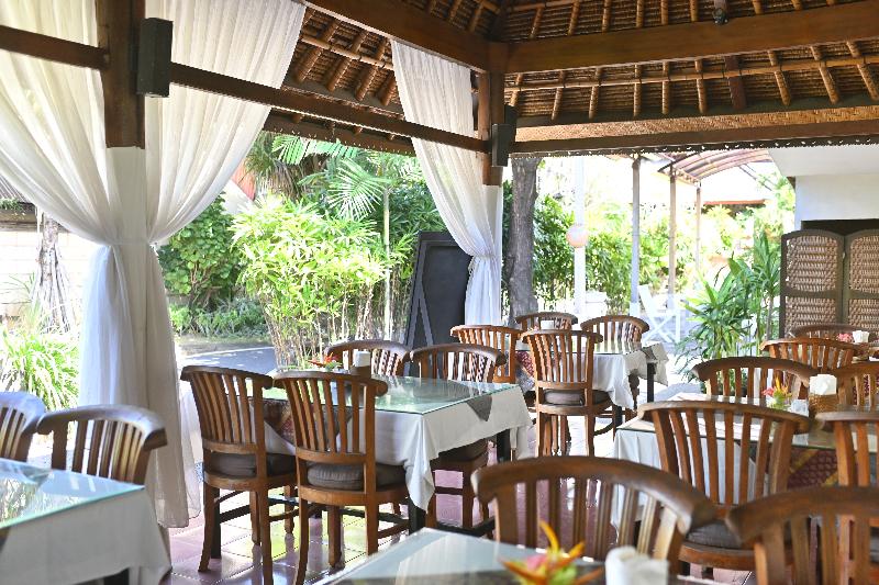 Puri Dewa Bharata & Villas - Restoran