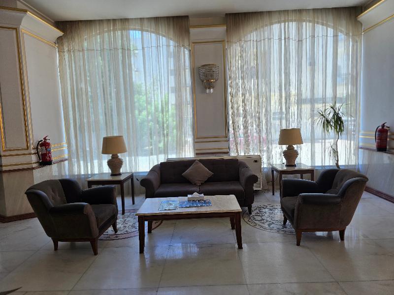 Taj Celine Hotel - Lobi