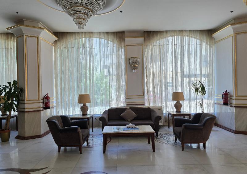 Taj Celine Hotel - Lobi