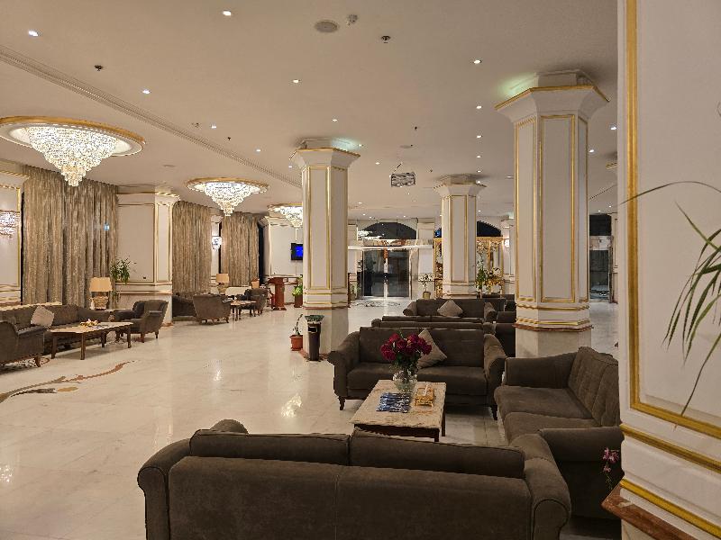 Taj Celine Hotel - Lobi