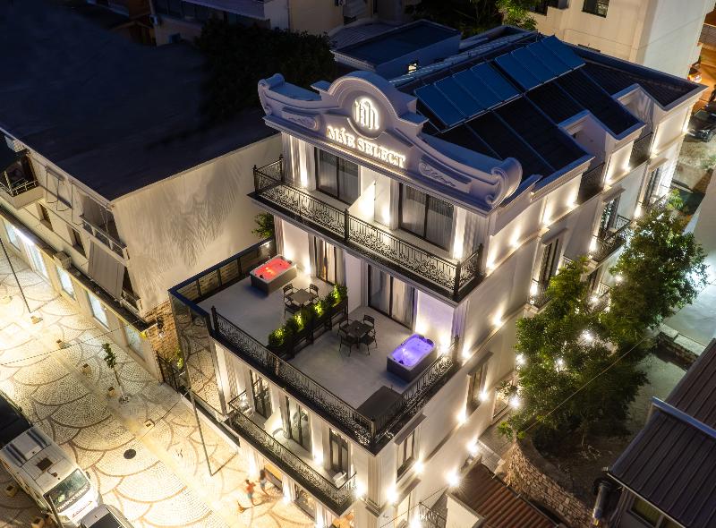 Mae Select Hotel - Genel