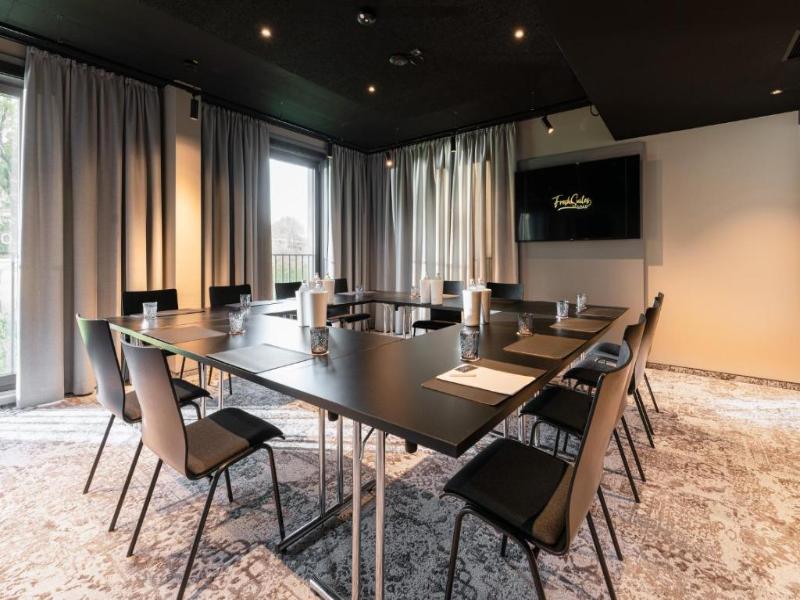 Freshsuites & Bar - Toplantı