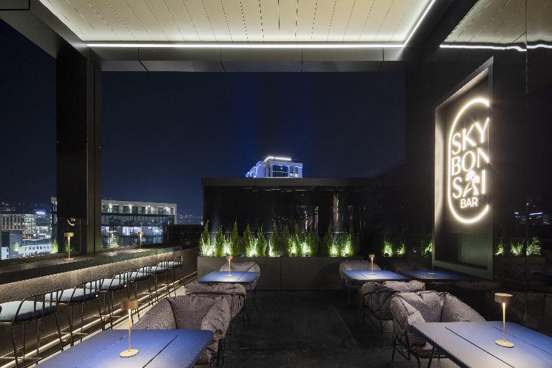 Crowne Plaza Sofia - Bar