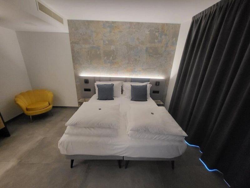 Attilio High Living Suites - Adults Only - Oda