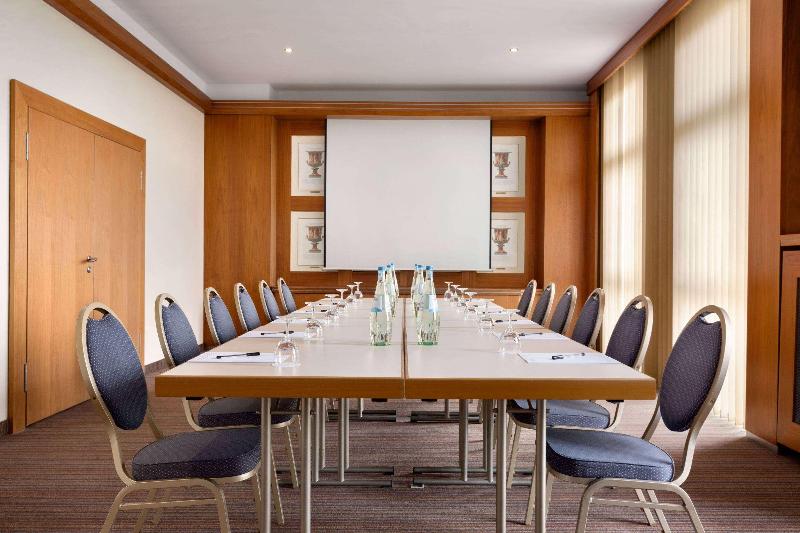 Ramada By Wyndham Muenchen Airport - Toplantı