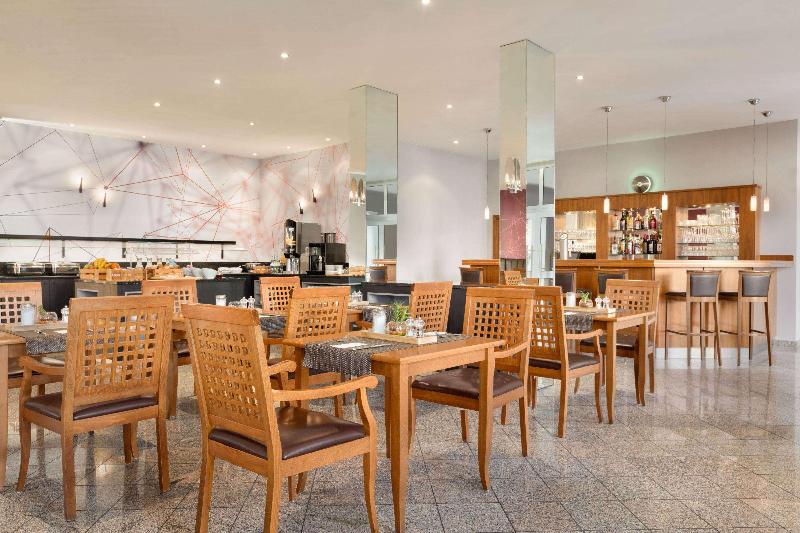 Ramada By Wyndham Muenchen Airport - Restoran