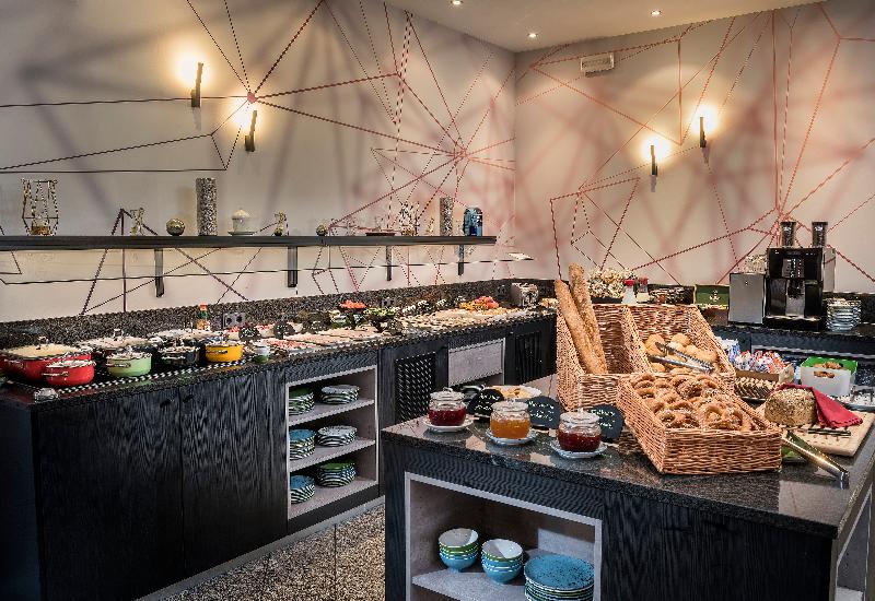 Ramada By Wyndham Muenchen Airport - Restoran