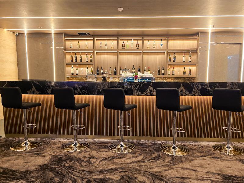 The Grand Platinum Jakarta - Bar
