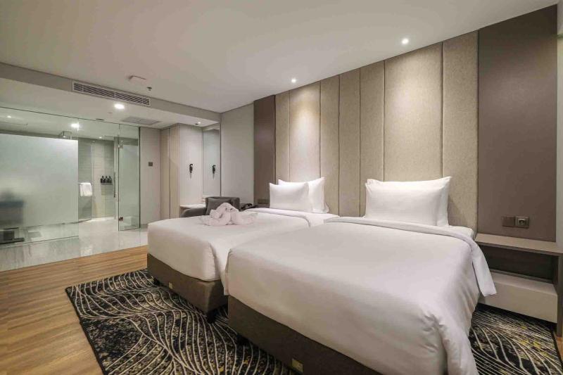 The Grand Platinum Jakarta - Oda