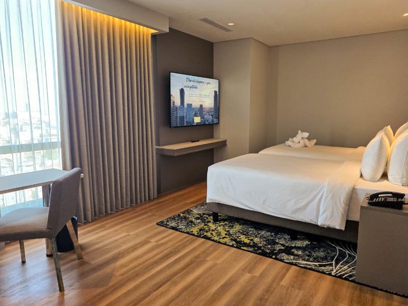 The Grand Platinum Jakarta - Oda