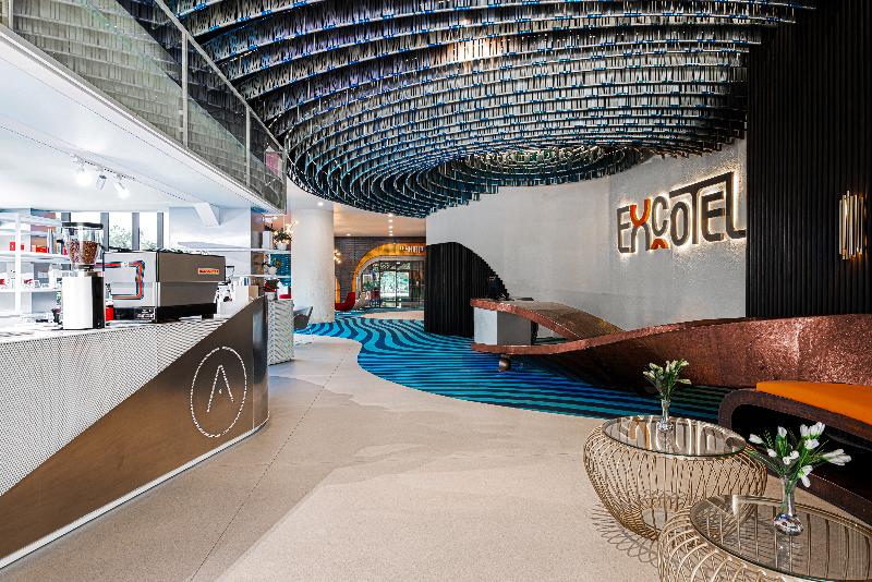 Excotel Design Hotel Surabaya - Lobi
