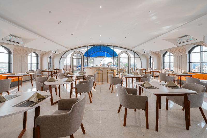Excotel Design Hotel Surabaya - Restoran
