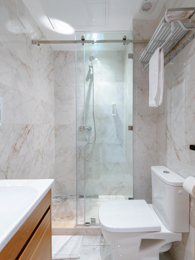 Spinoza House Apprt-hotel - Oda
