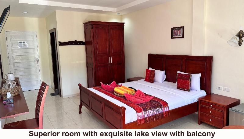 Zoes Paradise Waterfront Hotel - Oda