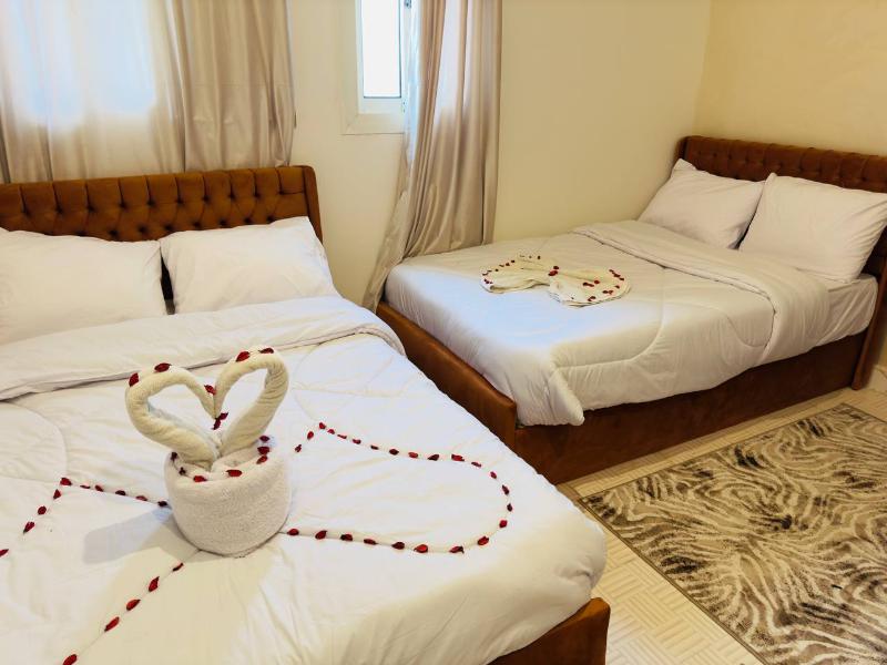Hur Pyramids Inn - Oda