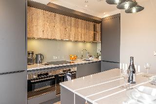 Celador Apartments - Bond house fotoÄŸrafÄ±