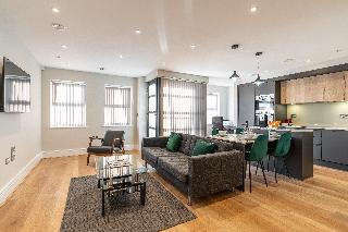 Celador Apartments - Bond house fotoÄŸrafÄ±