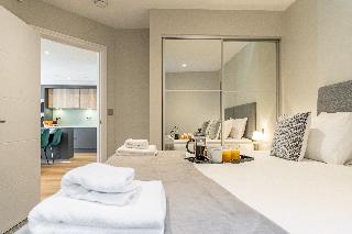 Celador Apartments - Bond house fotoÄŸrafÄ±