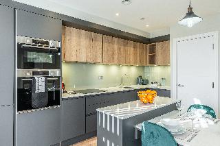 Celador Apartments - Bond house fotoÄŸrafÄ±