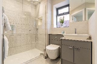 Celador Apartments - Bond house fotoÄŸrafÄ±
