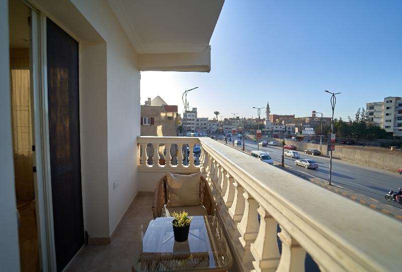 Ra Palace  Pyramids View - Oda
