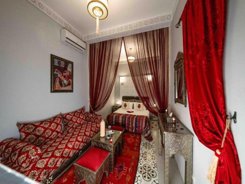 Riad Kiyanjana - Oda