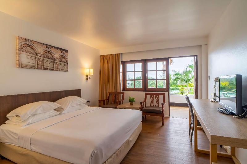 Best Western Phuket Ocean Resort - Oda