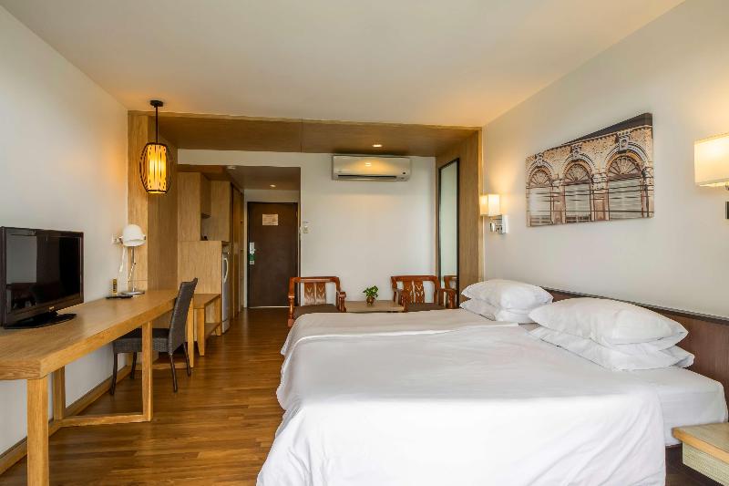Best Western Phuket Ocean Resort - Oda