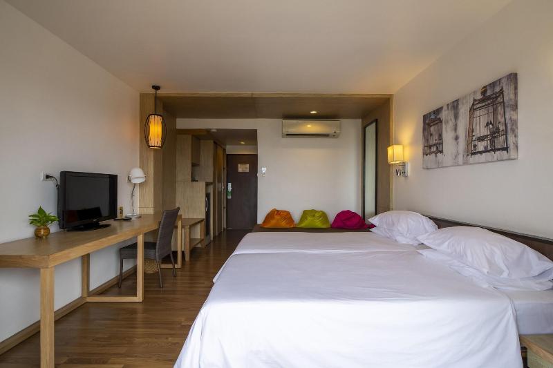 Best Western Phuket Ocean Resort - Oda