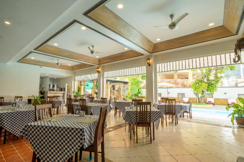 LA Vintage Resort by Poppa Palace - Restoran