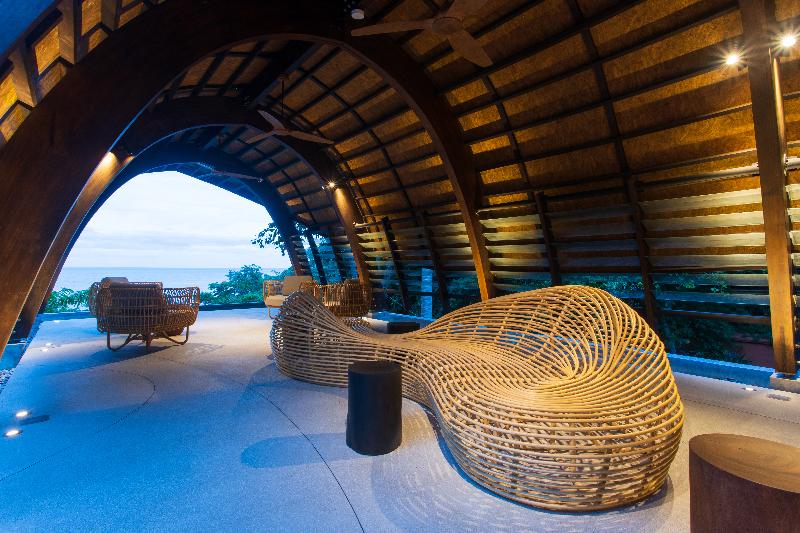 Rocky's Boutique Resort- a Veranda - Lobi