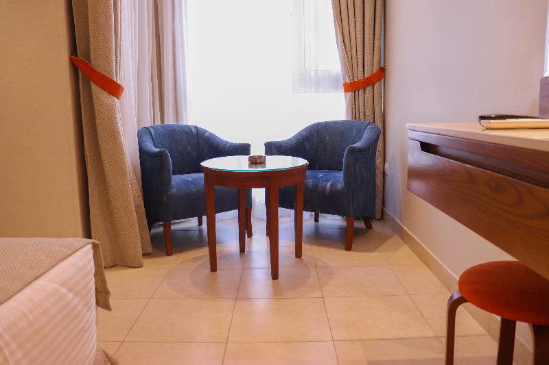 Almadiafa Hotel - Oda