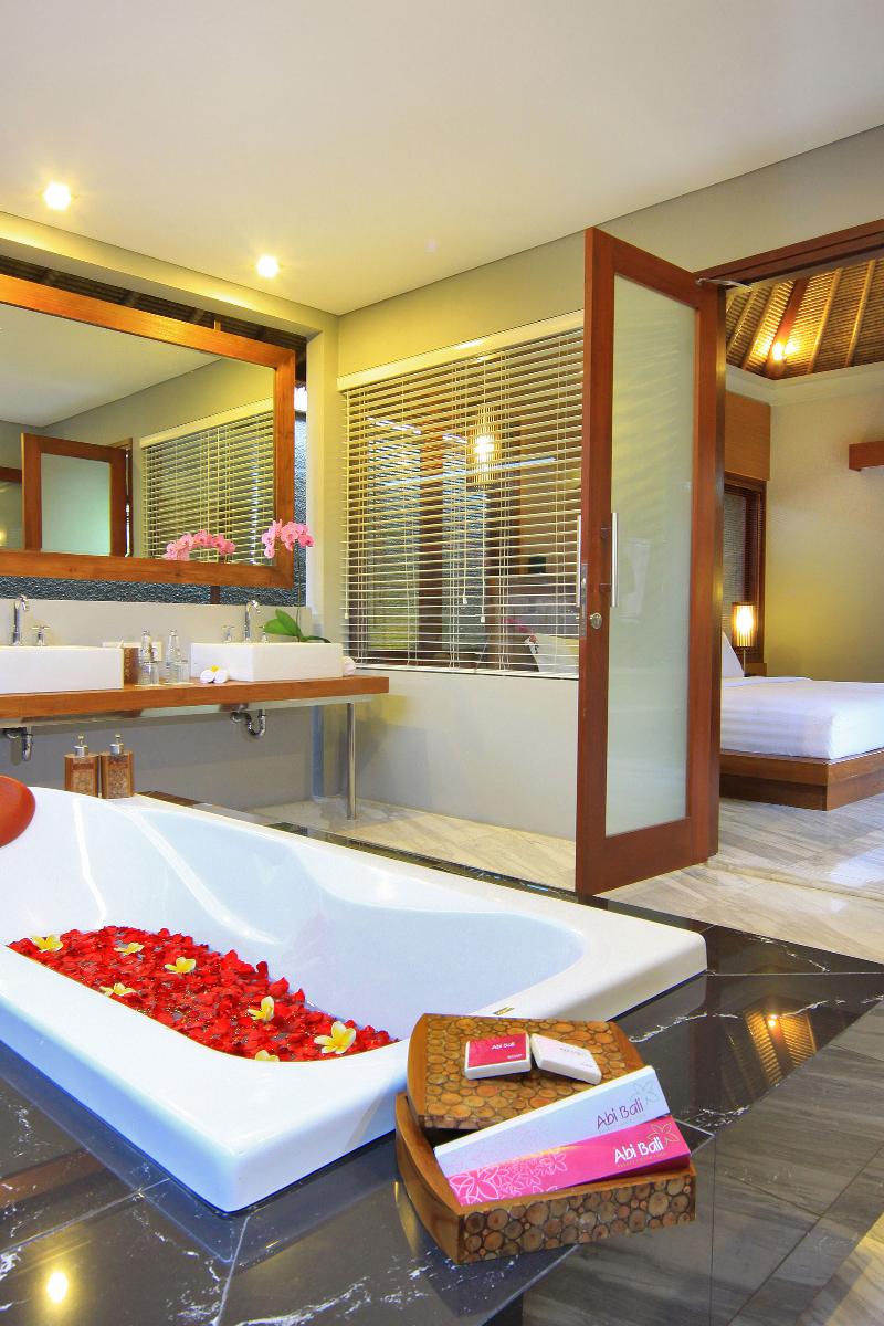 Abi Bali Resort Villa And Spa - Oda