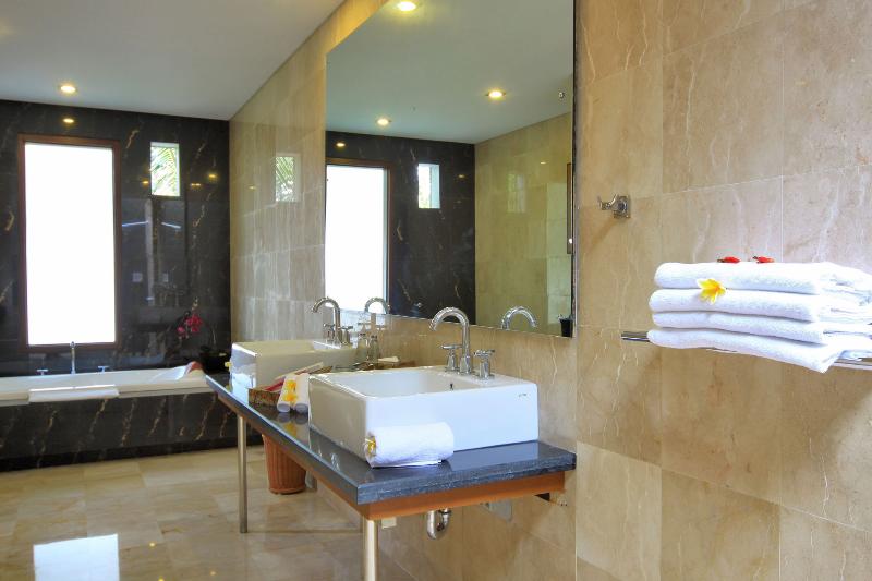 Abi Bali Resort Villa And Spa - Oda
