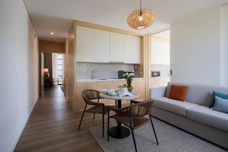 Lusitano Garden Villas - Oda