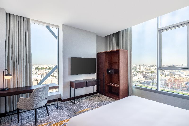 Four Points By Sheraton Jeddah King Fahd Road - Oda