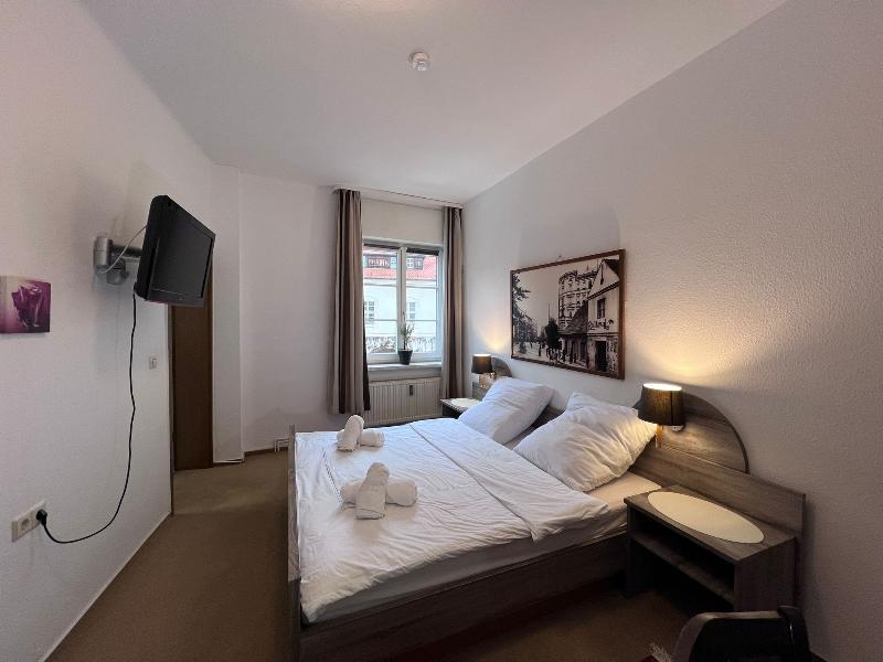 Gardelegen Hotel - Oda