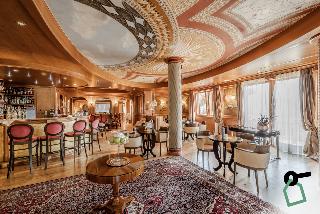 Hotiday Room Collection - Campiglio Pradalago fotoÄŸrafÄ±