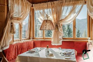 Hotiday Room Collection - Campiglio Pradalago fotoÄŸrafÄ±