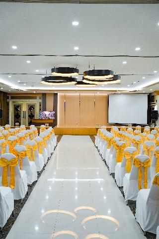 Golden Empire Suvarnabhumi Hotel fotoÄŸrafÄ±