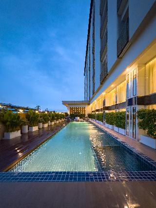 Golden Empire Suvarnabhumi Hotel fotoÄŸrafÄ±