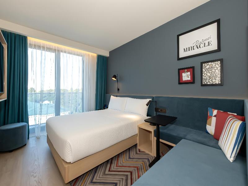 Hampton By Hilton Batumi Center - Oda
