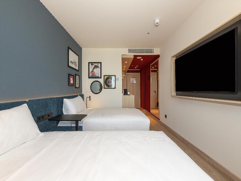 Hampton By Hilton Batumi Center - Oda