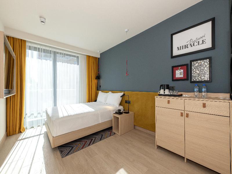 Hampton By Hilton Batumi Center - Oda