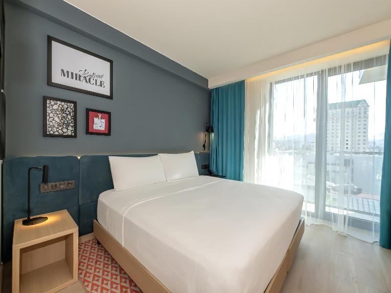 Hampton By Hilton Batumi Center - Oda