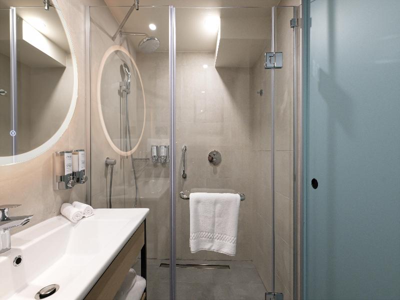Hampton By Hilton Batumi Center - Oda